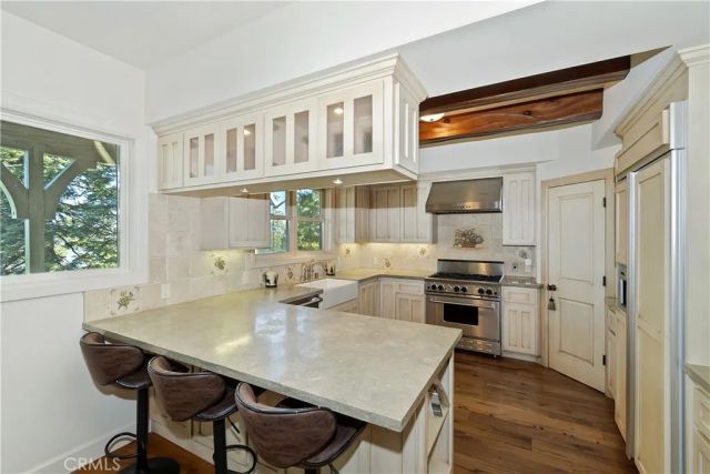 319 Mittry Lane, Lake Arrowhead, CA 92352