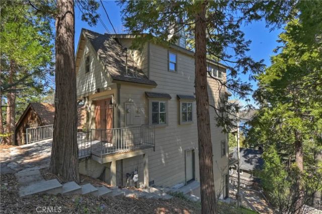 319 Mittry Lane, Lake Arrowhead, CA 92352
