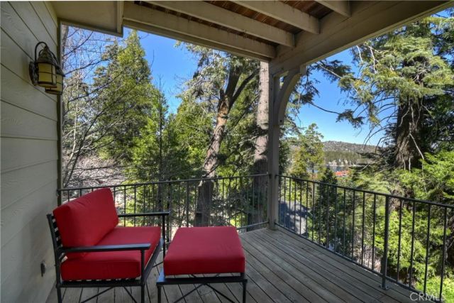 319 Mittry Lane, Lake Arrowhead, CA 92352