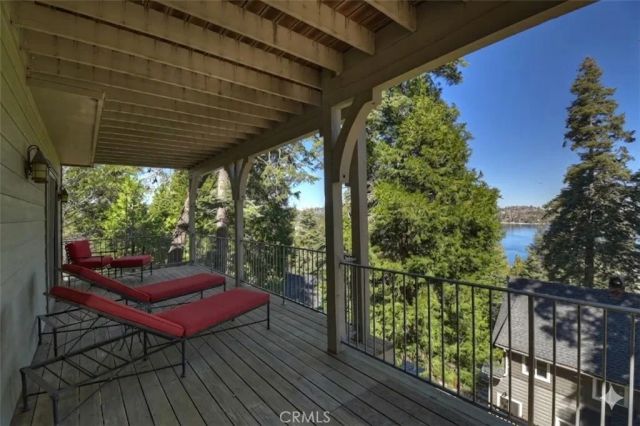 319 Mittry Lane, Lake Arrowhead, CA 92352