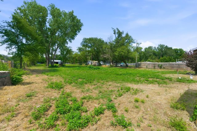 528 E 79th St S, Haysville, KS 67060
