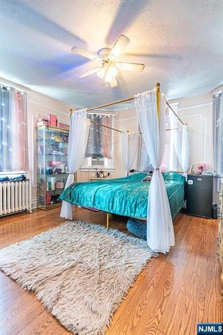 16 W Central Avenue, Bergenfield, NJ 07621