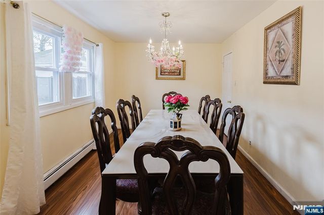 16 W Central Avenue, Bergenfield, NJ 07621