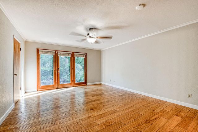 11249 Mountain View Drive, Madera, CA 93636