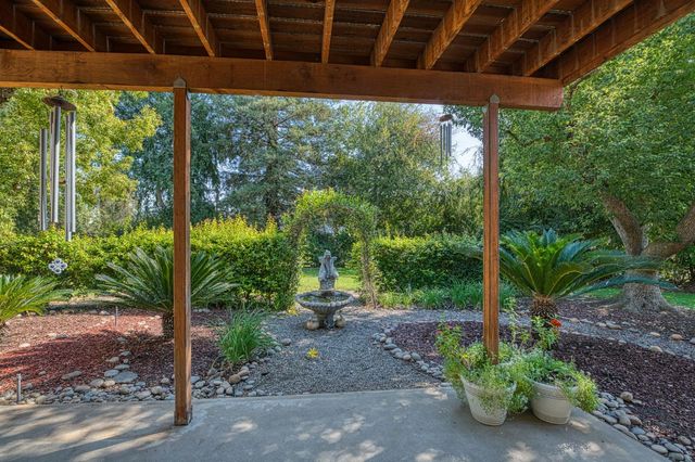 11249 Mountain View Drive, Madera, CA 93636