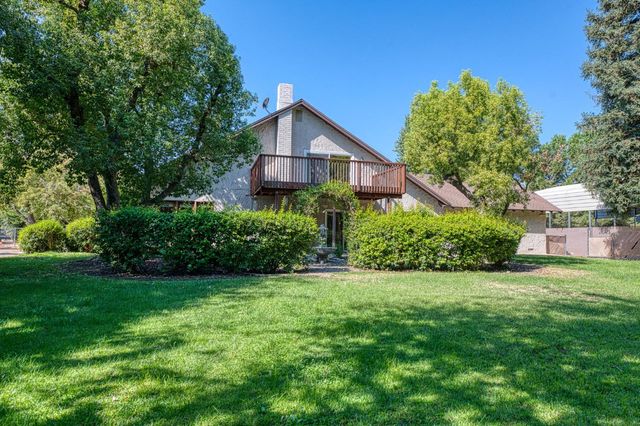 11249 Mountain View Drive, Madera, CA 93636