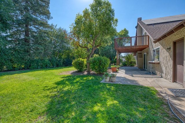 11249 Mountain View Drive, Madera, CA 93636