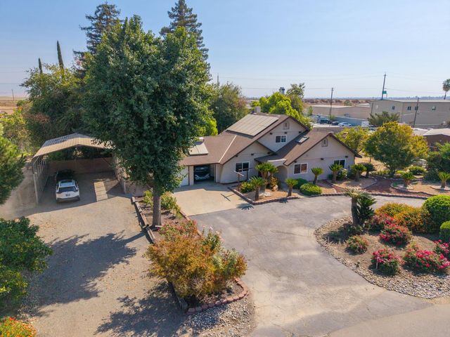 11249 Mountain View Drive, Madera, CA 93636