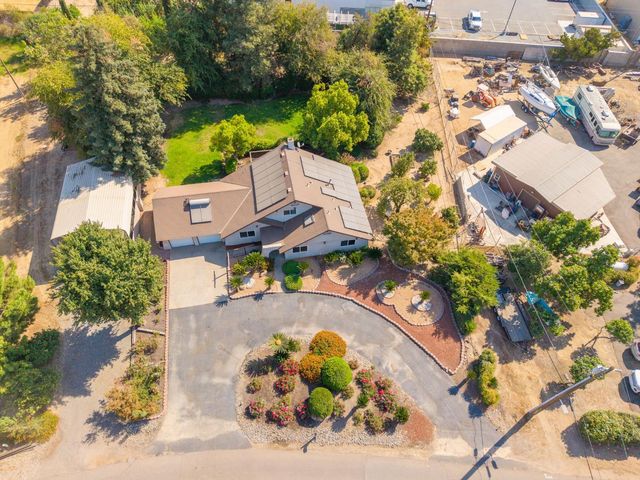 11249 Mountain View Drive, Madera, CA 93636
