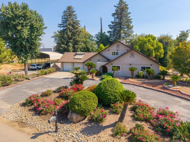 11249 Mountain View Drive, Madera, CA 93636