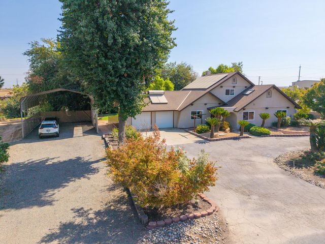 11249 Mountain View Drive, Madera, CA 93636