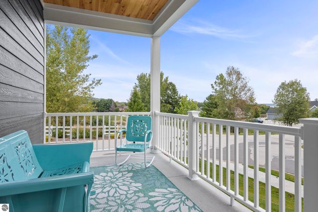 10708 Shrewbury Street, Traverse City, MI 49684