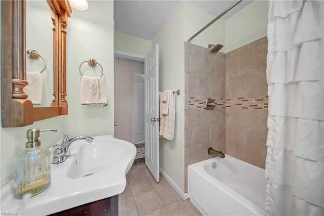 1221 Winston ST, Norfolk, VA 23518