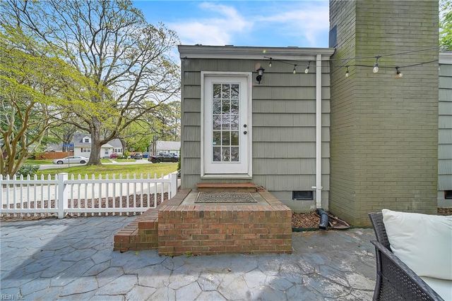 1221 Winston ST, Norfolk, VA 23518