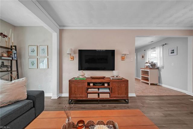 1221 Winston ST, Norfolk, VA 23518