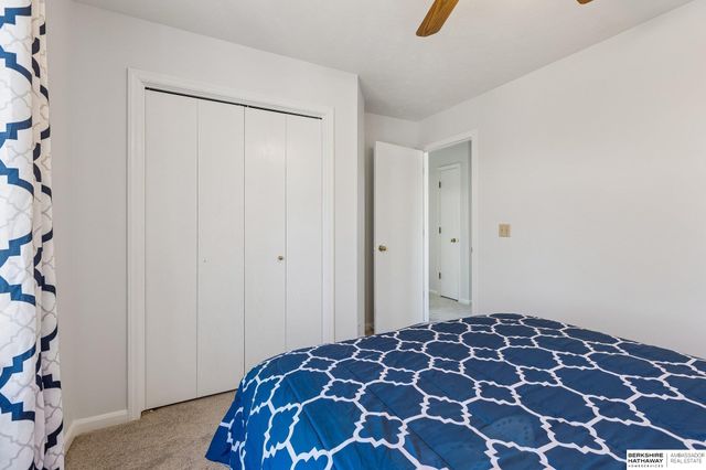 6313 S 156th Avenue, Omaha, NE 68135