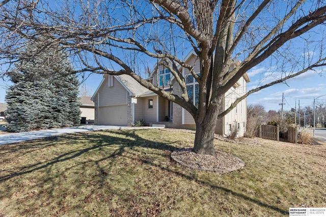 6313 S 156th Avenue, Omaha, NE 68135