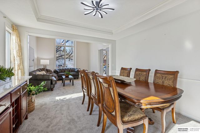 6313 S 156th Avenue, Omaha, NE 68135