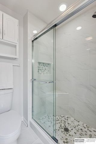 6313 S 156th Avenue, Omaha, NE 68135