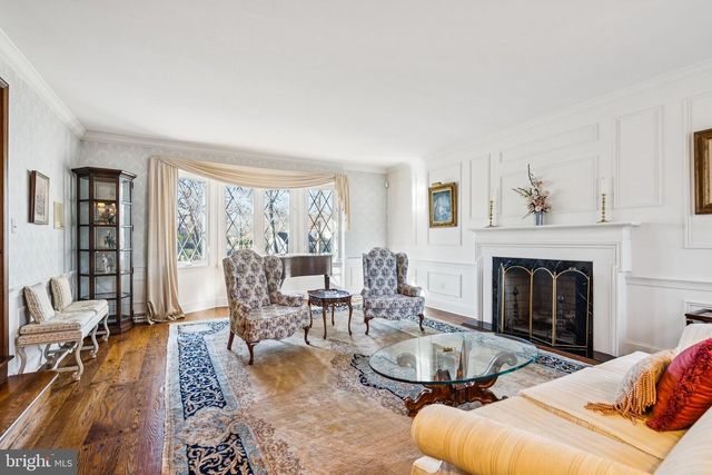 2 ORIOLE WAY, Moorestown, NJ 08057