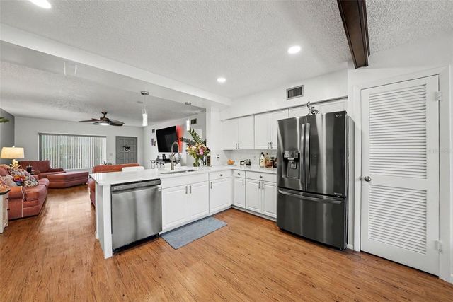 2284 PHILIPPINE DRIVE 69, Clearwater, FL 33763