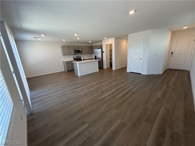 10352 Ricordi Street, Las Vegas, NV 89117