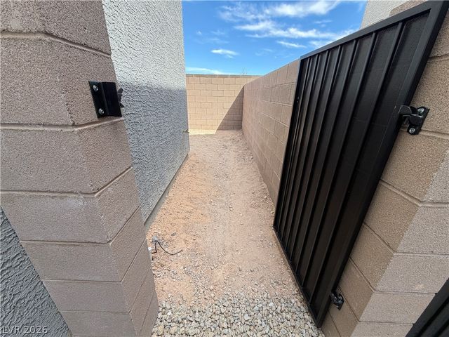 10352 Ricordi Street, Las Vegas, NV 89117