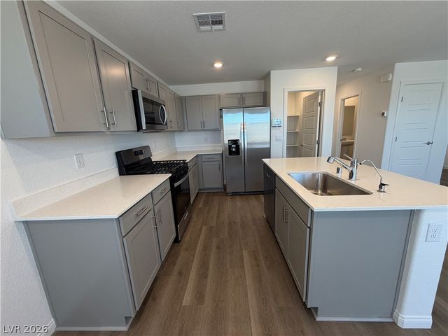 10352 Ricordi Street, Las Vegas, NV 89117