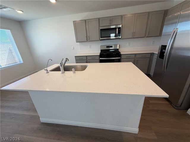 10352 Ricordi Street, Las Vegas, NV 89117