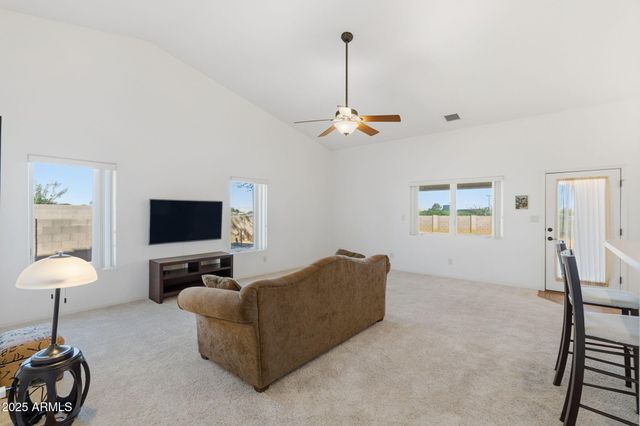 3611 WHEELAN Loop, Sierra Vista, AZ 85635