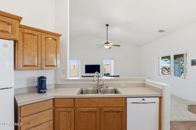 3611 WHEELAN Loop, Sierra Vista, AZ 85635