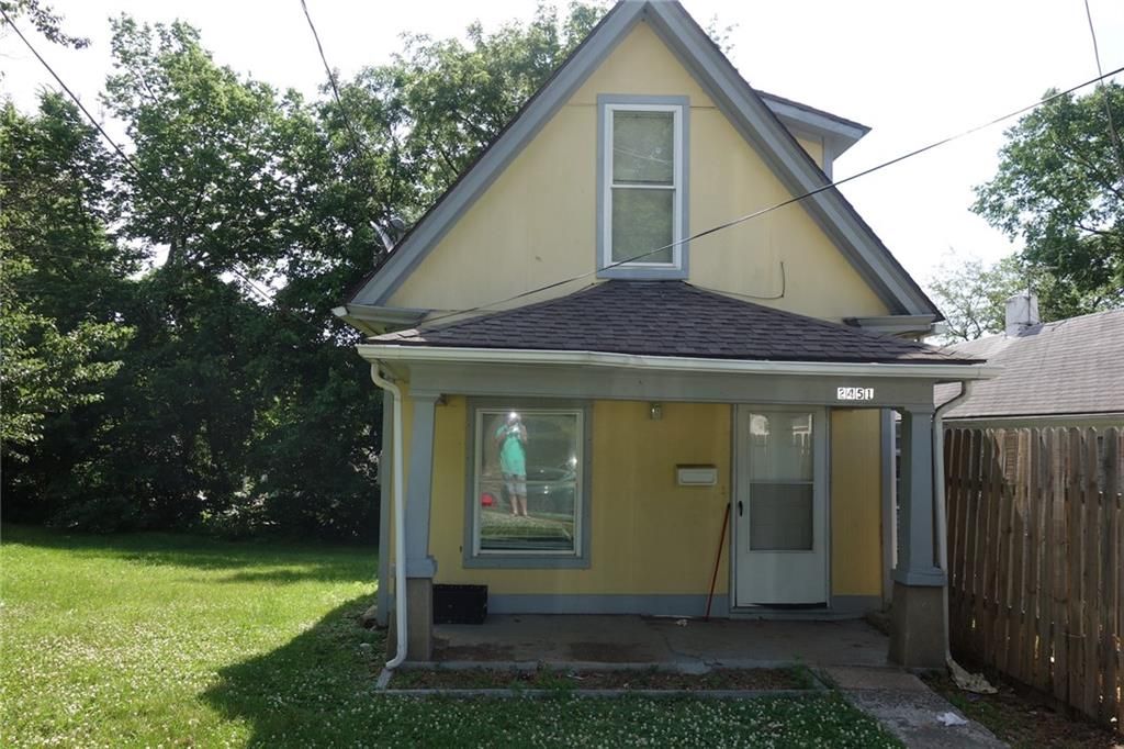 2451 Chelsea Avenue, Kansas City, MO 64127