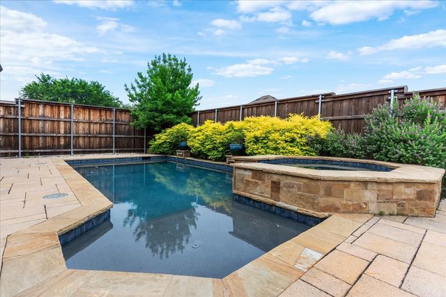 5621 Fringetree Drive, Mckinney, TX 75071