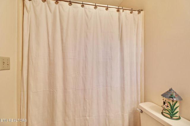 458 Running Deer Drive, Crab Orchard, TN 37723