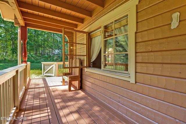 458 Running Deer Drive, Crab Orchard, TN 37723