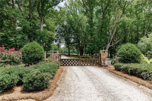1111 Hale Road, Watkinsville, GA 30677