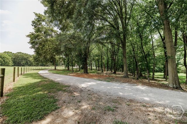 1111 Hale Road, Watkinsville, GA 30677