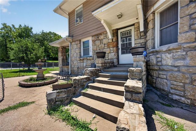 4140 PROSPECT Avenue, Kansas City, MO 64130
