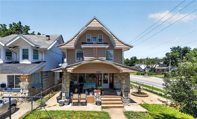 4140 PROSPECT Avenue, Kansas City, MO 64130