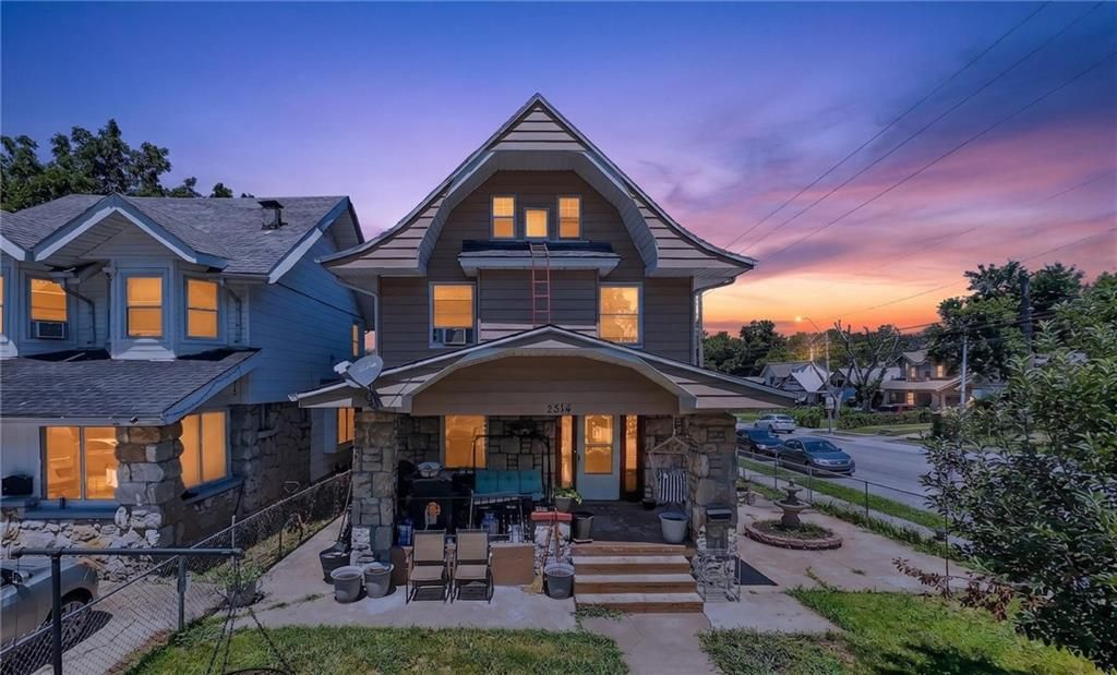 4140 PROSPECT Avenue, Kansas City, MO 64130