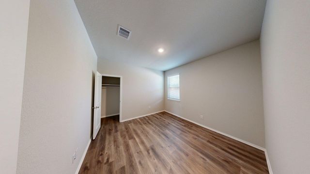 9208 Inland Leather Lane, Conroe, TX 77385