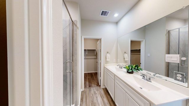 9208 Inland Leather Lane, Conroe, TX 77385
