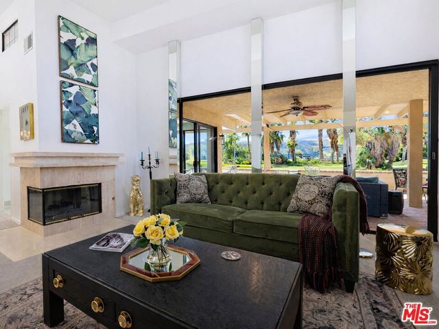 3081 Regency Drive, Palm Springs, CA 92264