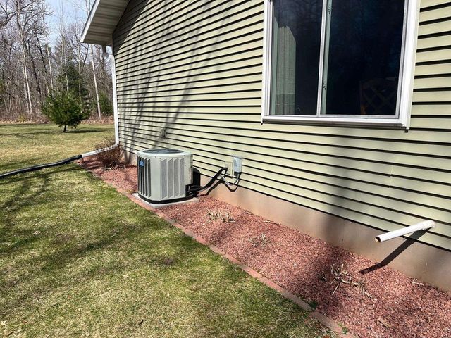 1197 S Cree Dr, Friendship, WI 53934