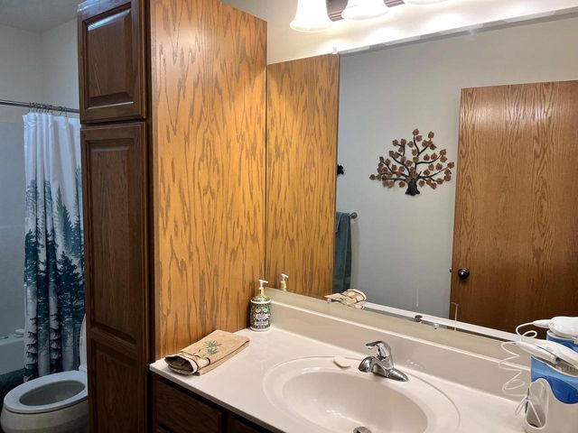 1197 S Cree Dr, Friendship, WI 53934