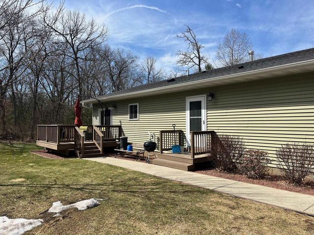 1197 S Cree Dr, Friendship, WI 53934