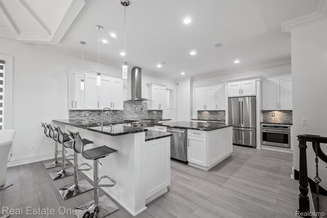 1343 Orchard Ridge Road, Bloomfield Hills, MI 48304