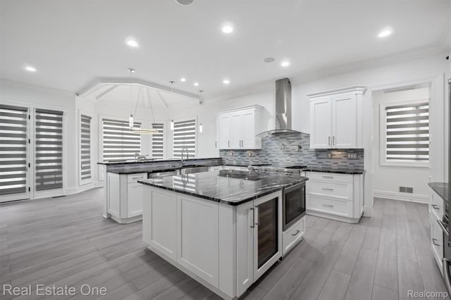 1343 Orchard Ridge Road, Bloomfield Hills, MI 48304