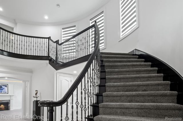 1343 Orchard Ridge Road, Bloomfield Hills, MI 48304