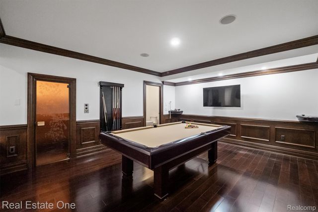 1343 Orchard Ridge Road, Bloomfield Hills, MI 48304